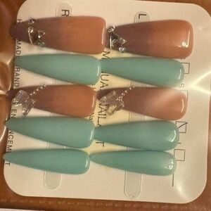 "Sunset Surf" Press-On Nail‎ Set – Peach Fade & Turquoise Pop with Rhinestone